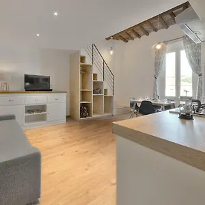 sarpi-loft-florence.it-tuscanyhotel.com/