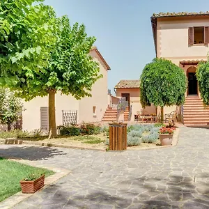 Vacanza - Paola , Montepulciano Stazione Italien